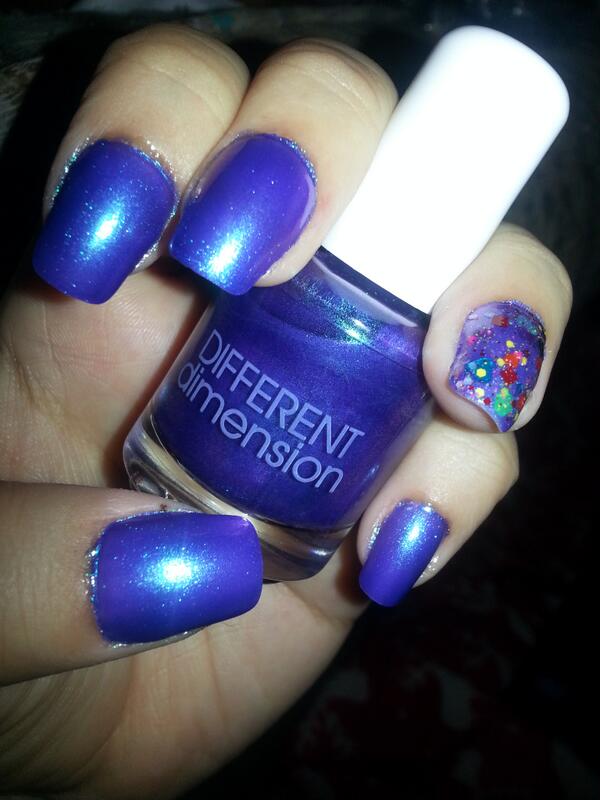 carpecactus's tweet image. nails this week #nailart #differentdimensions