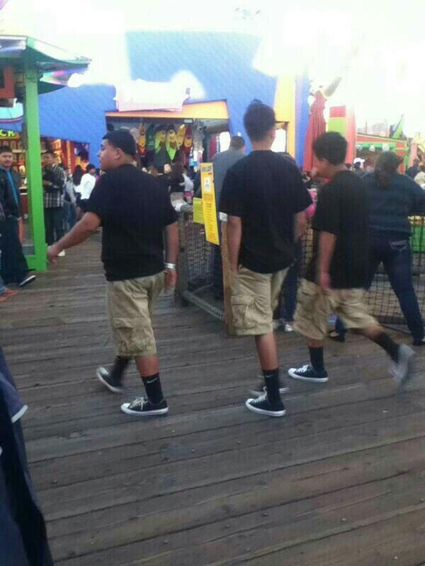 abovemilton's tweet photo. "Foo let's all match foo" http://t.co/FLMtZkFcGN