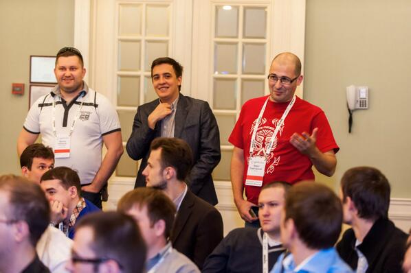 jbaruch's tweet image. Троллить #sbertech за использование Нексуса - адский вин #jpoint