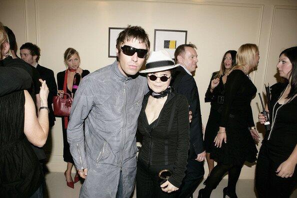 MusicalGods_UK's tweet photo. Liam Gallagher &amp; Yoko Ono. http://t.co/MXOUmKGBfX