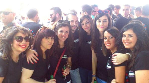 MuuLaVacaQueRie's tweet photo. #bailedelpañuelo #caprichosas @CarolinaLopezR7 @noeliaalvarez @carmenanson @marta2martinez http://t.co/9ICe2i5O7X