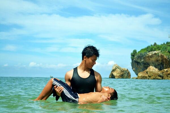 EvanBramantyo's tweet image. Rescuing a child #possed