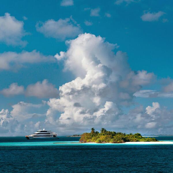 FSMaldives's tweet photo. This is our Monday Blues ...
#FSExplorer #BeatTheBlues #Maldives http://t.co/cfHiMGAREL