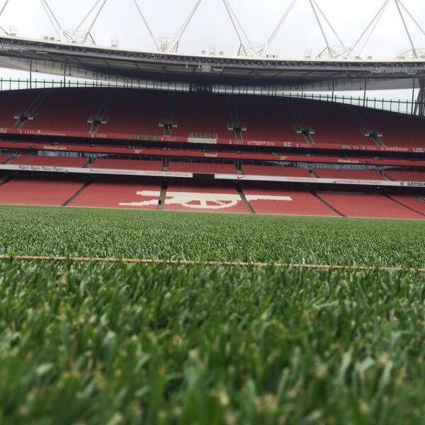 Perfect pitch! The grass is prepared for tonight. And you? Hi from Emirates! #Matchday #afc #Emirates #poldi #RedArmy