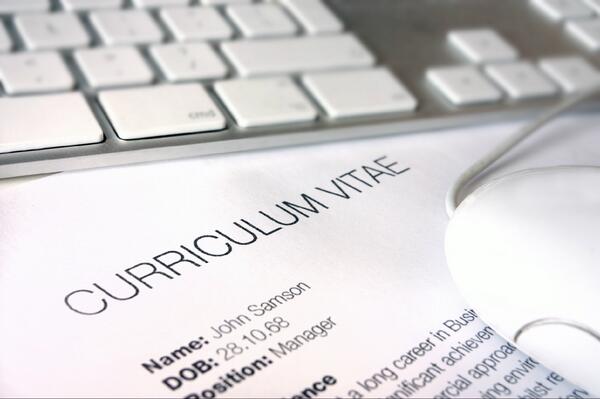 UKLearningShop's tweet photo. Want to create a retail CV? E-mail us at learningshop@nwkcollege.ac.uk. Funding options are available #TLSTraining http://t.co/lHlvGoOjoL