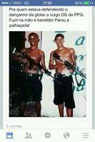 WLulista's tweet photo. sobre o dançarino DG do esquenta http://t.co/K04SvmUxrY