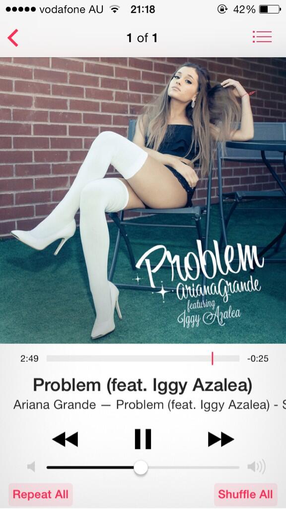 geevaile's tweet image. Get it to number 1 Australia😁💋 @ArianaGrande #problem #downloadproblem @IGGYAZALEA