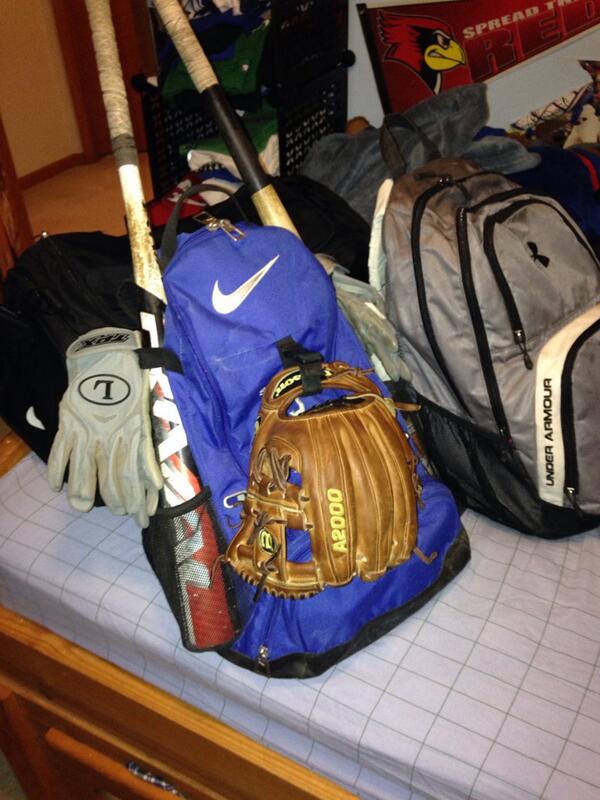 Sweeeeeney29's tweet image. Life of an athlete #mondaymorningproblems