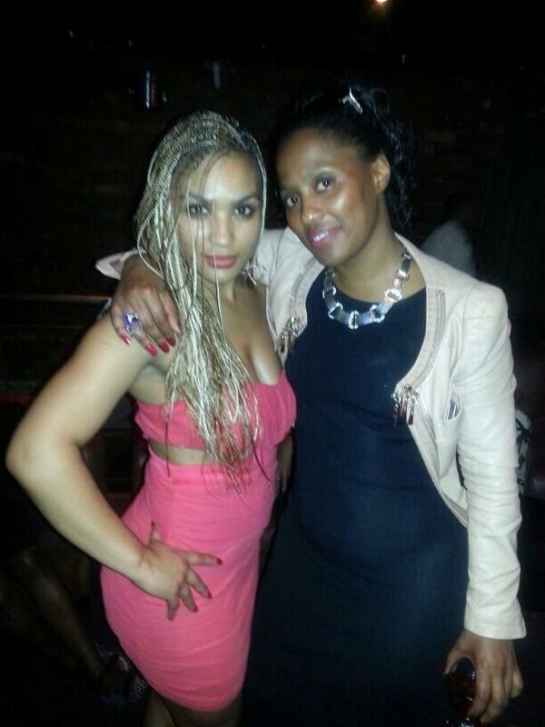 MbaliD29's tweet photo. Had a ball last nite with the ever so sexi @van_lexi and the boo @LindaMatsolo just like the gud ole days. http://t.co/4gaXMZi158