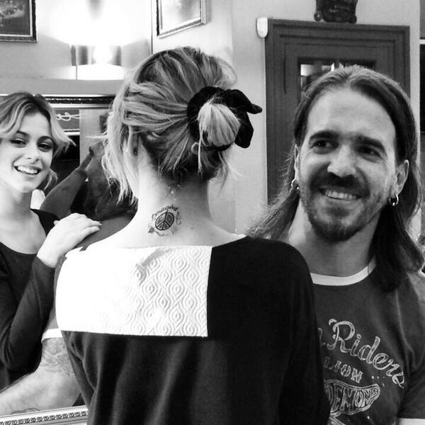 Tini Stoessel y su nuevo tatuaje ☮ BmU-xZlIgAAF9gQ