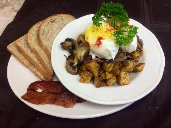 Tripke's tweet photo. Two poached eggs on sweet chilli hash browns with mushrooms and onions http://t.co/3lsqNGVRlq