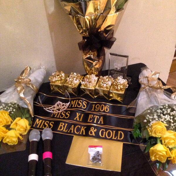 XiEtaAlphas's tweet photo. Needless to say, we take our court seriously. See you ladies at 8... http://t.co/dyobN4wh8B