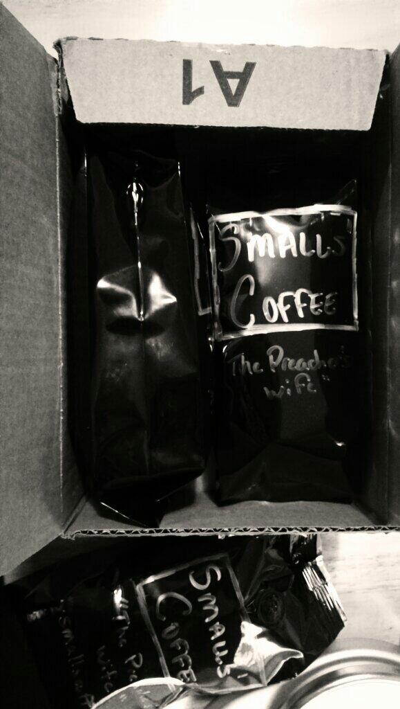 smallscoffee's tweet photo. All kinds of orders going out today! #smallscoffee @lalong30 http://t.co/5EQR22BWmu
