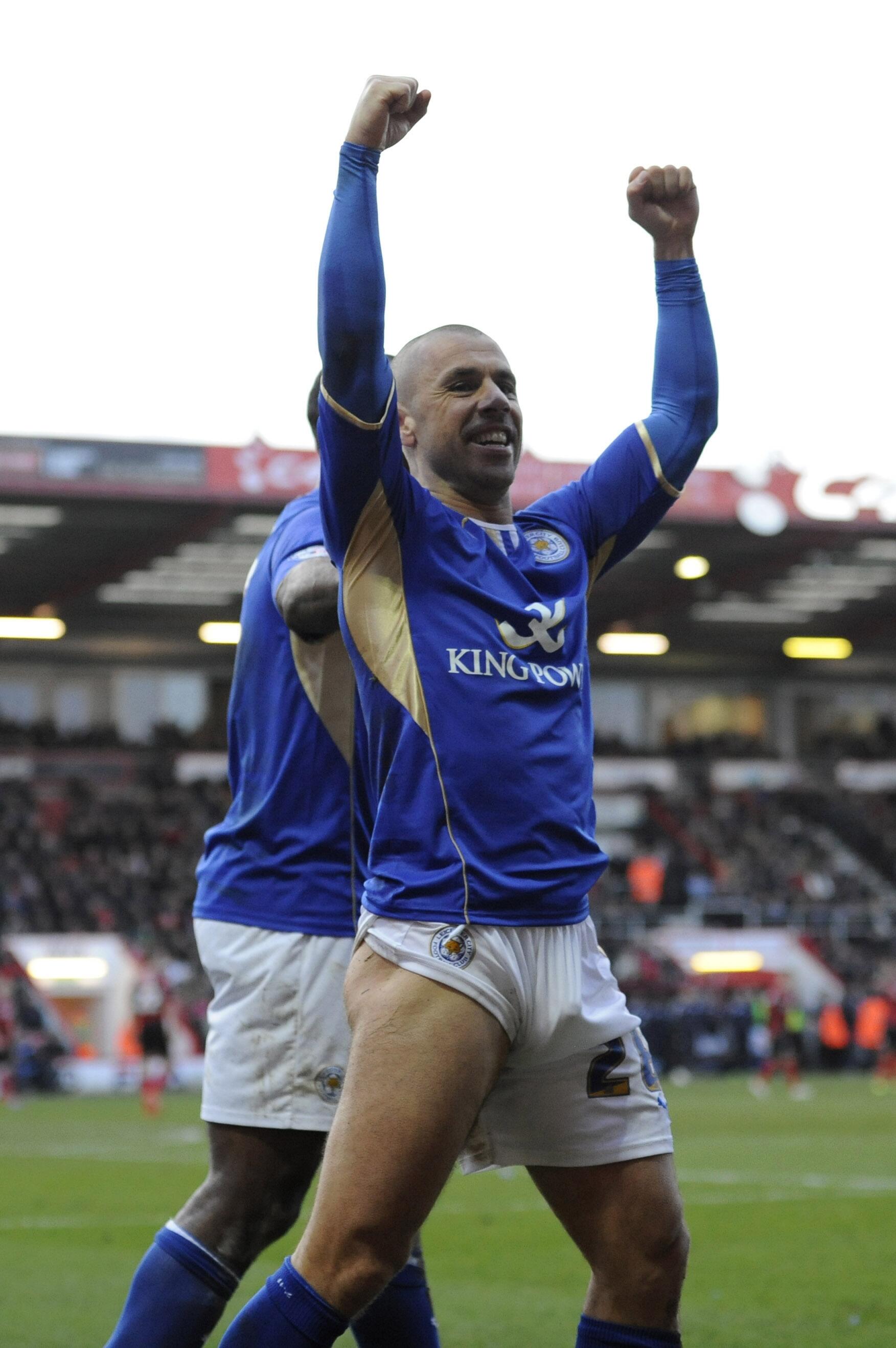 c Sport Leicester City Striker Kevin Phillips Has Announced His Retirement From Football At The Age Of 40 Http T Co Fcfeo1embd Twitter