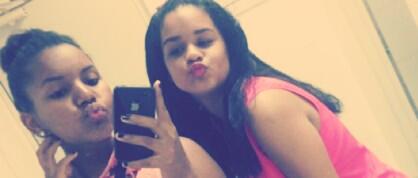 MirkaPeguero_'s tweet image. Mi Gemelis ! #carmen #Iloveyouu! 😂😂😍😍👭😚😚