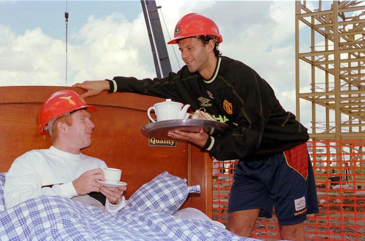 BmULJaNCIAAUbrN.jpg:large