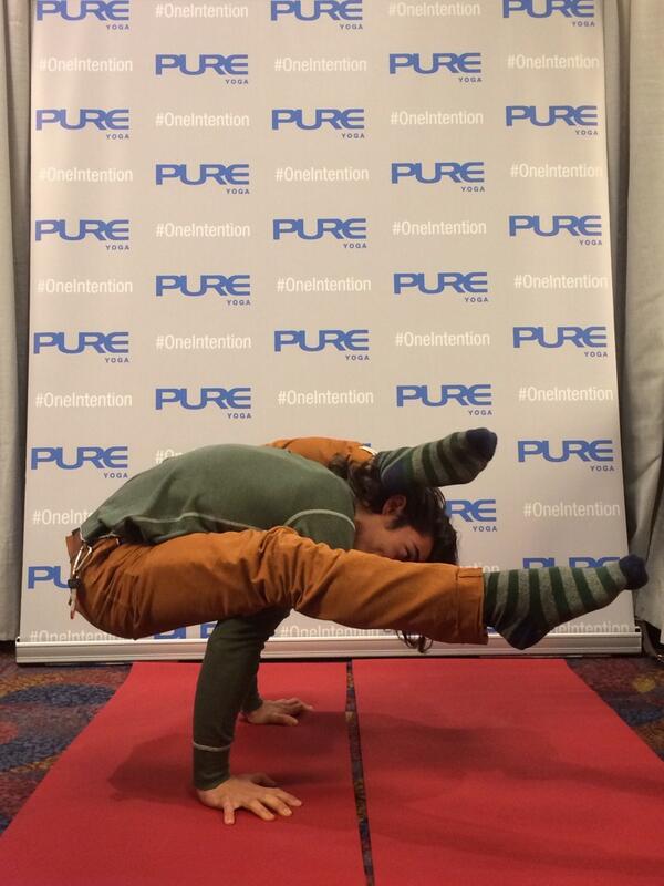 TheYogiMatt's tweet image. @YJEVENTS yoga journal NYC you were a blast! #YJNYC #YJNY #oneintention #yogafordudes #yogajournal #yoga #armbalance