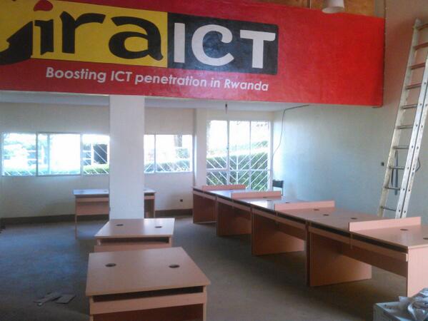 Giraict's tweet photo. some work going on at Lycee de Kigali http://t.co/CeeJypxcFy