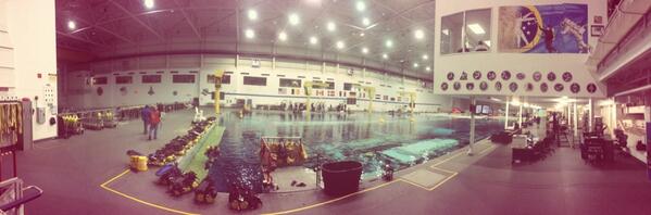 charlengels's tweet image. Getting my #moonpool on at @NASA_Johnson #NBL