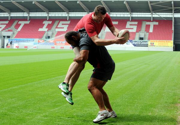 Alex Brown (@alexbrown78) on Twitter photo Was "lucky" enough to get tackled by <a href="/deacon_manu/">Deacon Manu</a> <a href="/scarlets_rugby/">Scarlets Rugby</a> a few years back #topbloke llanellistar.co.uk/Deacon-Manu-seβ¦ Was "lucky" enough to get tackled by <a href="/deacon_manu/">Deacon Manu</a> <a href="/scarlets_rugby/">Scarlets Rugby</a> a few years back #topbloke llanellistar.co.uk/Deacon-Manu-seβ¦