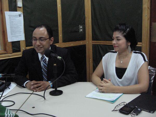 RadioSanJosesv's tweet image. #ClaudiaPlatero y #FernandoBenítez 
Tema: El trabajo ¿Cómo vivirlo cristianamente? radiosanjose.org y #930AM