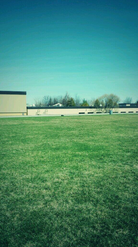 StartDublin's tweet photo. School is big af http://t.co/4beqZbrKD2