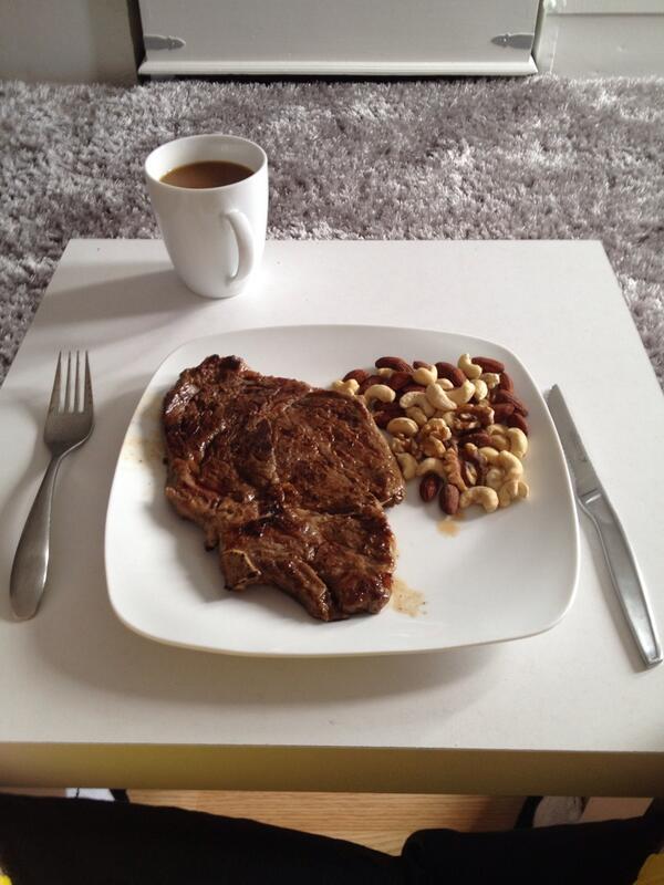 GagnPhilippe's tweet photo. Fuel like an athlete #BeTheOne #Wtd #AbsAreMadeInTheKitchen #MondayGrind http://t.co/gDuOjItUhW