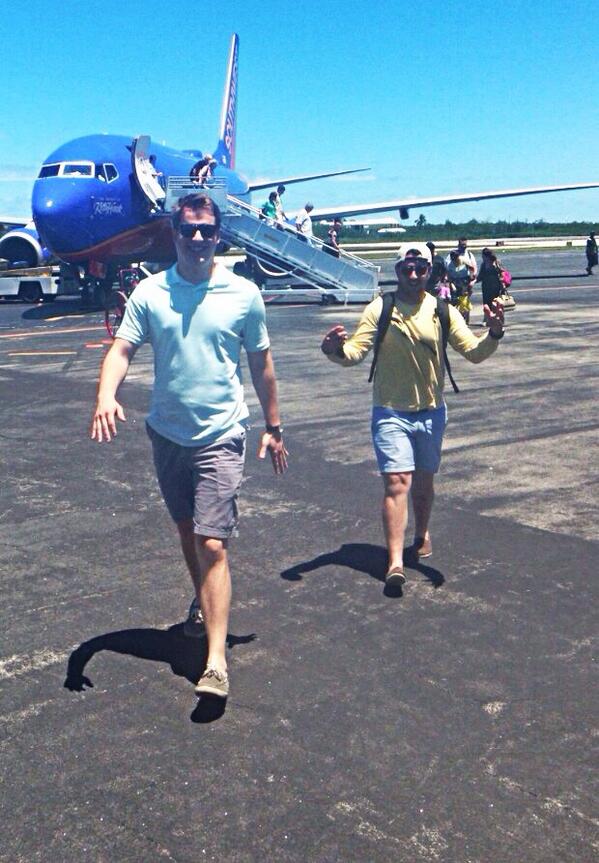 JudeLayne's tweet photo. Take me back to this very exciting feeling!! #Swiperight #paradad buncha dads #likeamug http://t.co/zMucyUjbvD