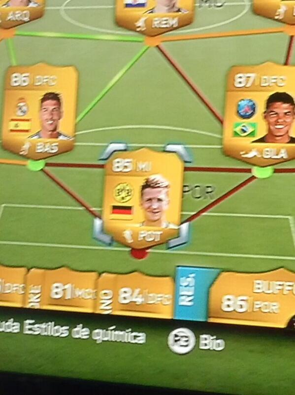 FIFAUT14PLAY's tweet photo. REGALO A ESTOS JUGADORES A LOS 3 PRIMEROS RT !! http://t.co/0dOGpAbn5t