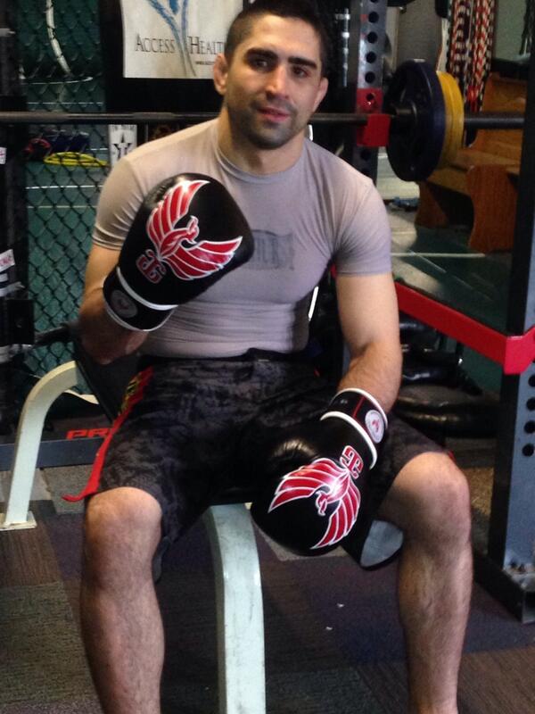 RicardoLamasMMA's tweet photo. @GoldenGearMMA http://t.co/Rvnx6YJWI5