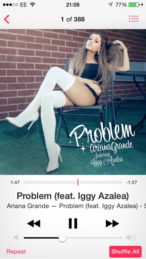 nicolelxuise's tweet image. My jam @IGGYAZALEA @ArianaGrande #ProblemOniTunes #PROBLEMONREPEAT 👌❤️🙌