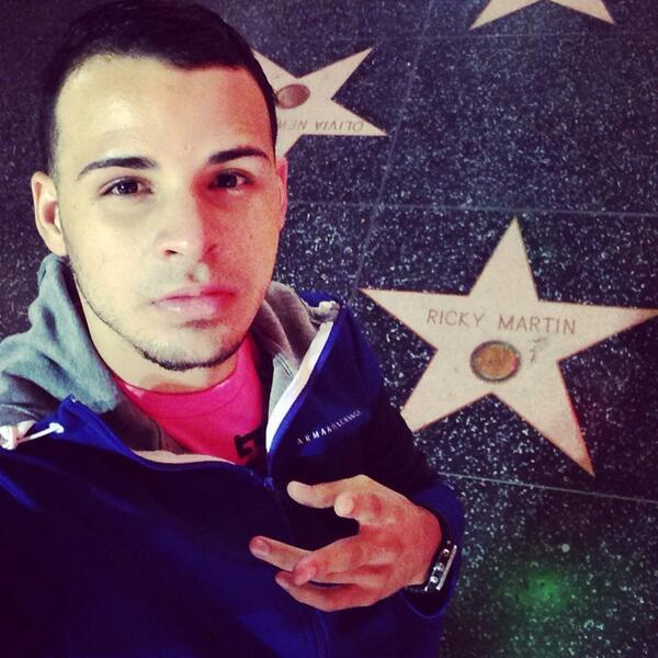 Magicalamo's tweet photo. @ricky_martin  paseo de las estrellas Hollywood una estrella boricua!rickymartin http://t.co/HC1tWRaOm4