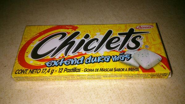 VLvetJane's tweet photo. Chiclets! De los de verdad, XD @martamasero @PaulaMoralP http://t.co/9aRYjkg8pH