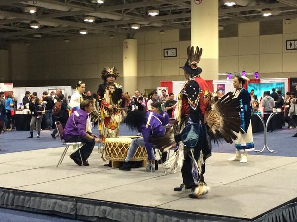 j23ji76's tweet photo. Opening reception at #chi2014 http://t.co/2gQczf6yqZ