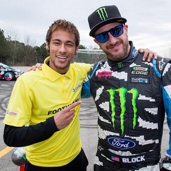 neymar &amp; ken block http://t.co/RdNCllmGrY<a href="/tag/binance"class="tags"><span>#binance</span></a><a href="/tag/bitcoinbutton"class="tags"><span>#bitcoinbutton</span></a>