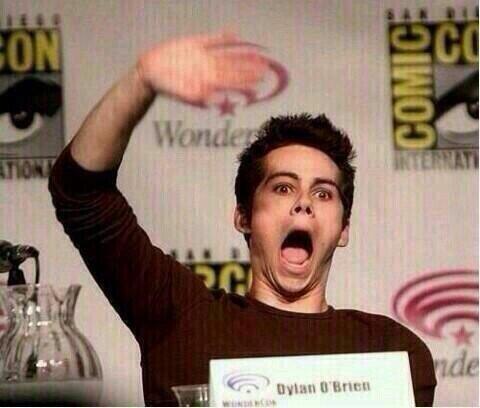 MicaylaEggert's tweet photo. When @smutlinski followed me http://t.co/Cx0q2t3oj0