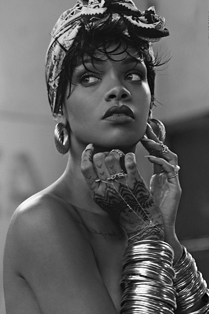 Fotos de Rihanna (apariciones, conciertos, portadas...) [14] - Página 22 BmWAlrOCQAA7qeX
