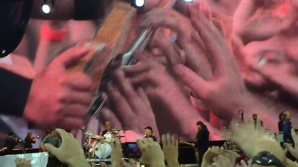 vfeneboss's tweet photo. #Bedtim Good Rest and nice Tuesday #EStreetNation #musiclovers http://t.co/ZXH0ERxGDu