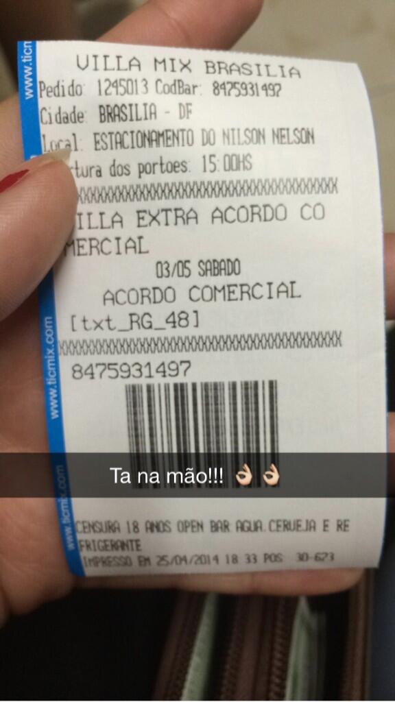 lanakellerr's tweet image. Parteu parteu parteu pra balada 🎶🎶 #toruim #toruim #toruim