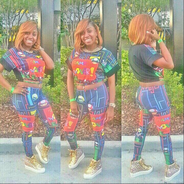 salute_myflyy's tweet image. 🏆 #GradBash2014