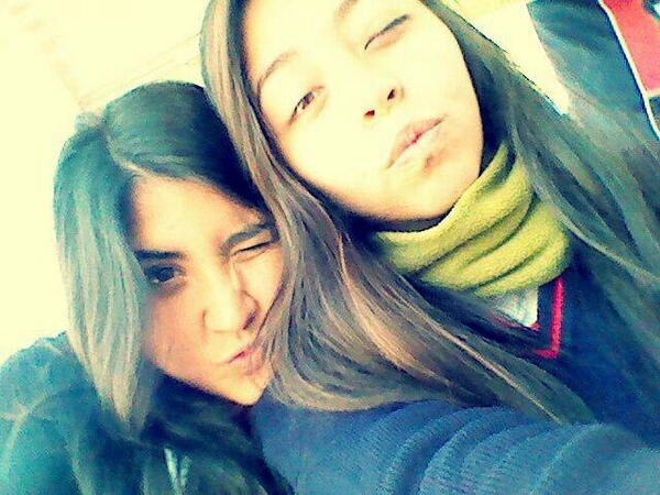 valemarin_14's tweet photo. @CocaCola_CL saquense unas #EntradasVIP1DenCocaColaFM  para mi amiga y yo! @Panchoso_v  y @maurodjboss ayuda pls:(( http://t.co/RBjq6XZAut