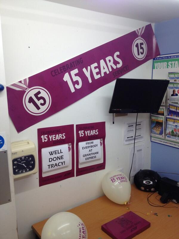 GranthamExpress's tweet photo. Celebrating service in style! @AlisonV_tesco @stoppy79 @BenLangtonGPM @ClareFeurtado @MarkJGresham @MatthewSpeight1 http://t.co/GoIDi16c6r