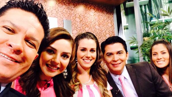 Martes de color rosa!!! <a href="/Abnerberruecos/">Abner Berruecos</a> <a href="/QuiqueRivera/">QuiqueRivera</a> <a href="/Jamaika_Lu/">Lupita Jamaika</a> <a href="/jan_rp/">RP Jan</a>