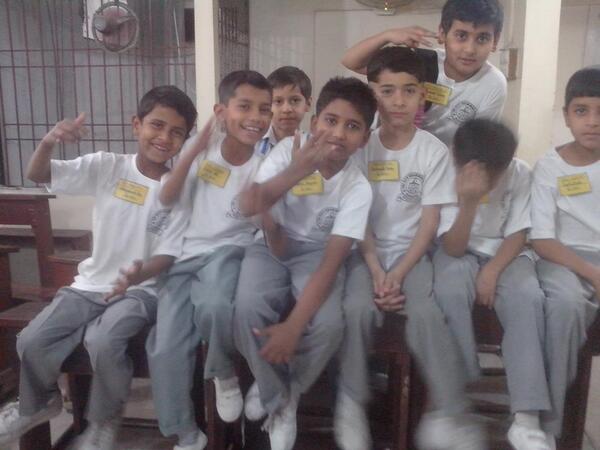 T_C_G_S's tweet photo. Students Of III Blue http://t.co/89RXNrOv4K