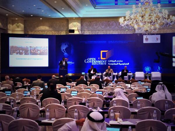 rlacombe's tweet image. The new digital age: connected &amp;amp; empowered citizens! @iBadawi on stage for @UN #OpenDataID Day 2 in Abu Dhabi.