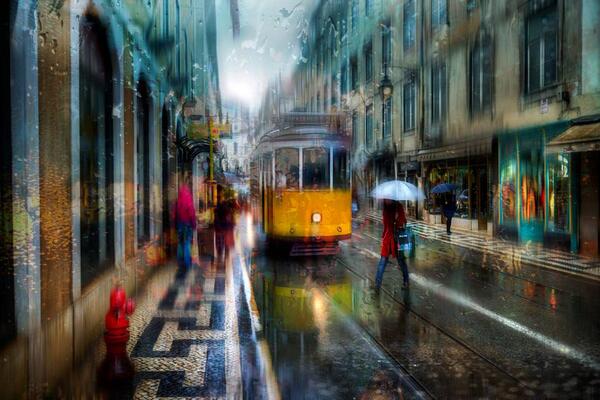 Gabriele_Corno's tweet photo. Rainy Day @ Lisboa by Edward Gordeev #Silence #CGE #EveryDayMoments #rain http://t.co/w91xqf53CK