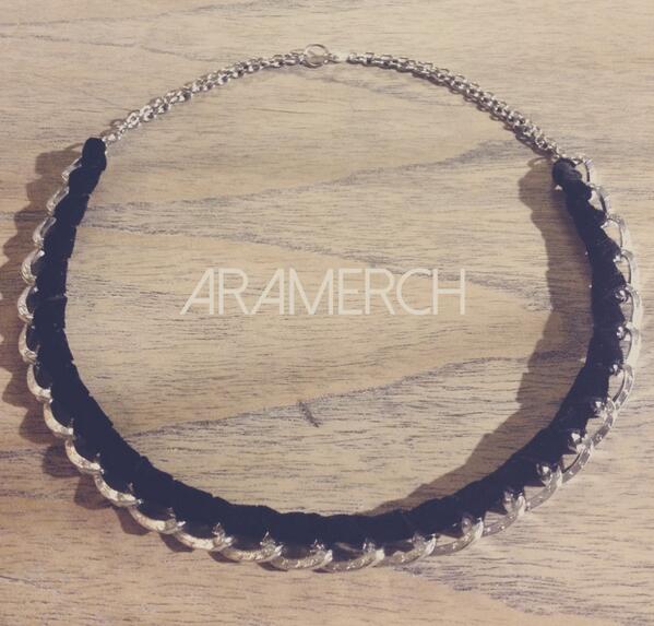 ARAMERCH's tweet photo. Must have item! Unnamed Necklace IDR 35K http://t.co/c7eqTxFaVy