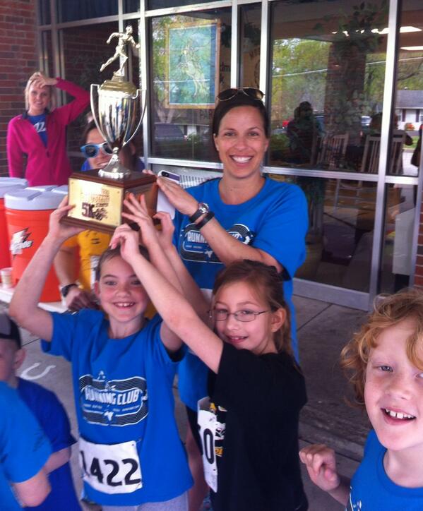 THANKS to <a href="/ESPNJAnderson/">John Anderson</a> and <a href="/Coach_Smothers/">Kelly Smothers</a> for their support. Parkade brings home the 5K trophy - 3 years running!