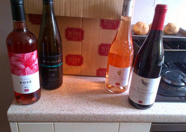 VinoEtAl's tweet image. Nice delivery today, all in the name of research..! @TheWineSociety #Rose #SpyValley #Corsica #WineAtMyDoor #Burgundy