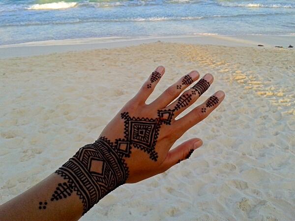 helloaree's tweet photo. En esto se han convertido mis crudas. Perdoname jefecita. http://t.co/tF4oE3gQ1h